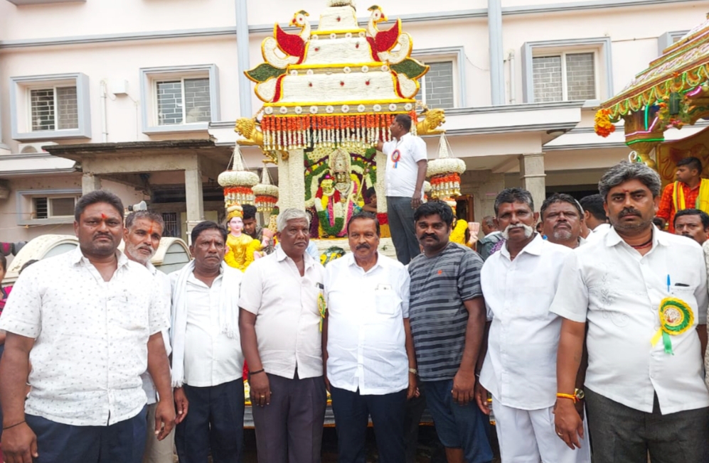 ಸೋಲೂರಿನಲ್ಲಿ ಕಾಡಾನೆ ಪ್ರತ್ಯಕ್ಷ - ಜನರಲ್ಲಿ ಆತಂಕ
