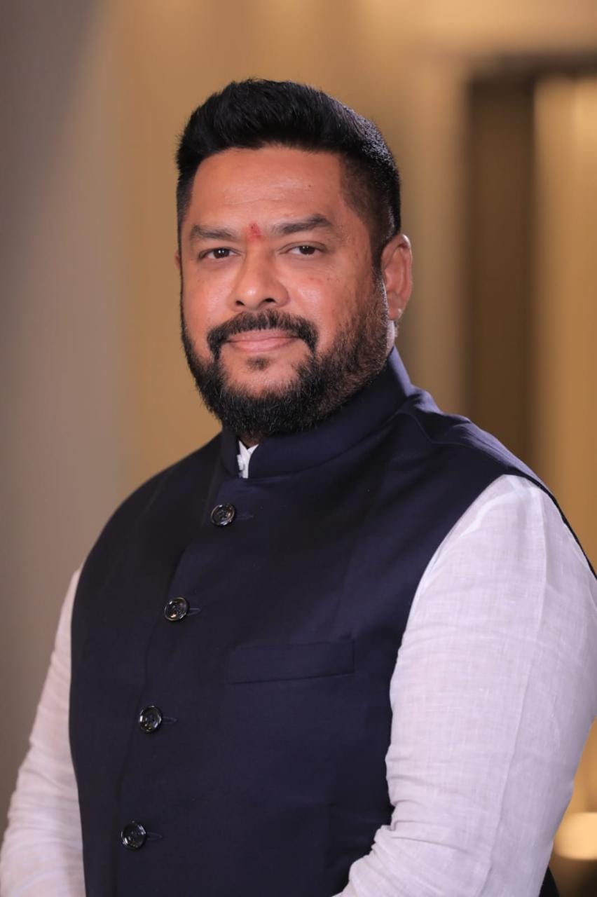 ಸ್ಪೀಕರ್ ಯು.ಟಿ. ಖಾದರ್ ಗೆ 'ದಿ ಗ್ರೇಟ್ ಸನ್ ಆಫ್ ಇಂಡಿಯಾ' ಪ್ರಶಸ್ತಿ; ಸಚಿವ ಬಿ.ನಾಗೇಂದ್ರ ಅಭಿನಂದನೆ