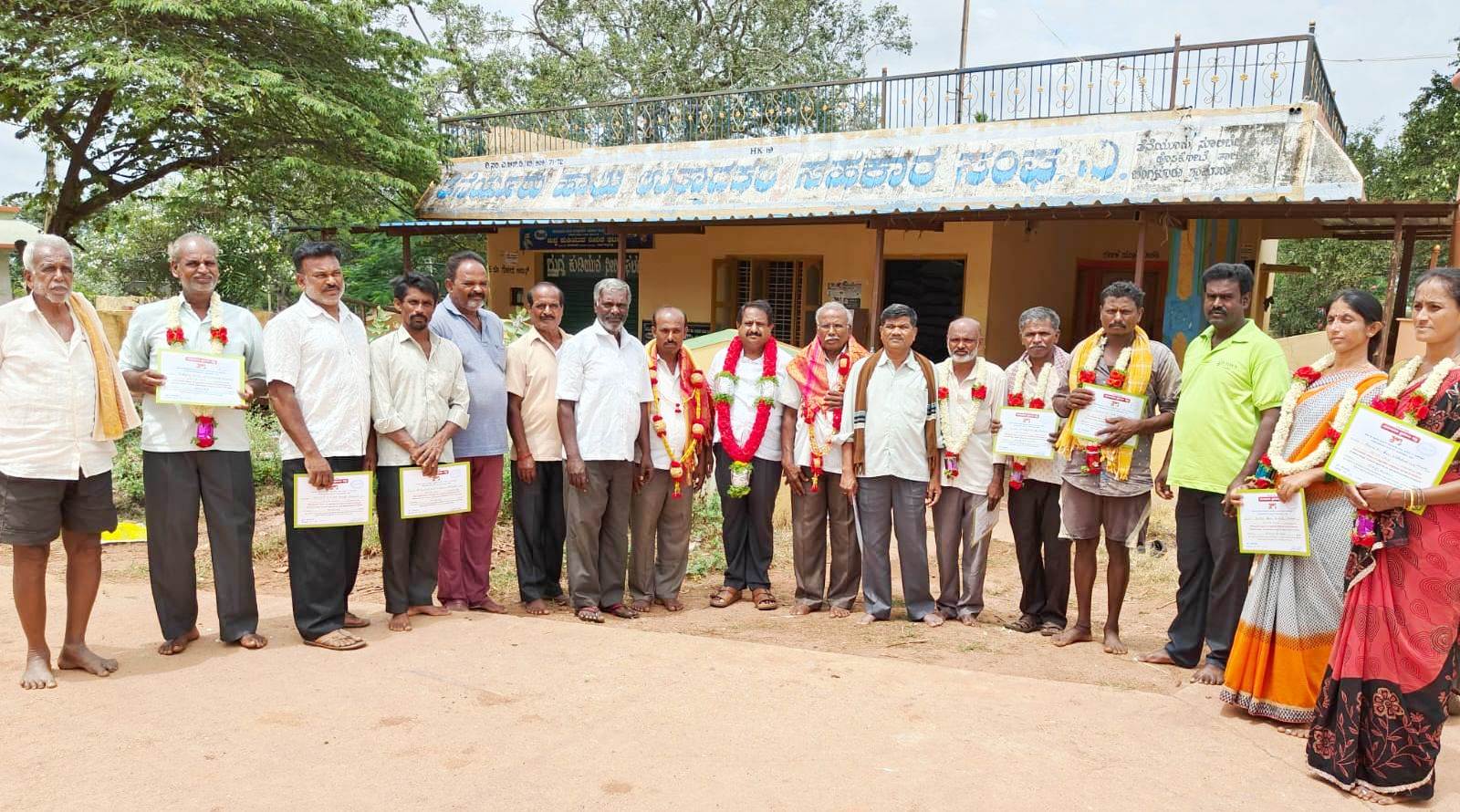 ತೆನೆಯೂರು ಡೇರಿಗೆ ಆಂಜಿನಪ್ಪ ಆಯ್ಕೆ