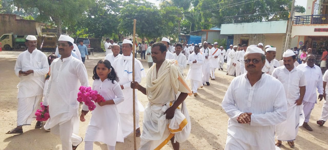 ಗಾಂಧಿ ಜಯಂತಿ, ಕೊಪ್ಪಳದಿಂದ ಬಾನಾಪುರದವರೆಗೂ ಪಾದಯಾತ್ರೆ