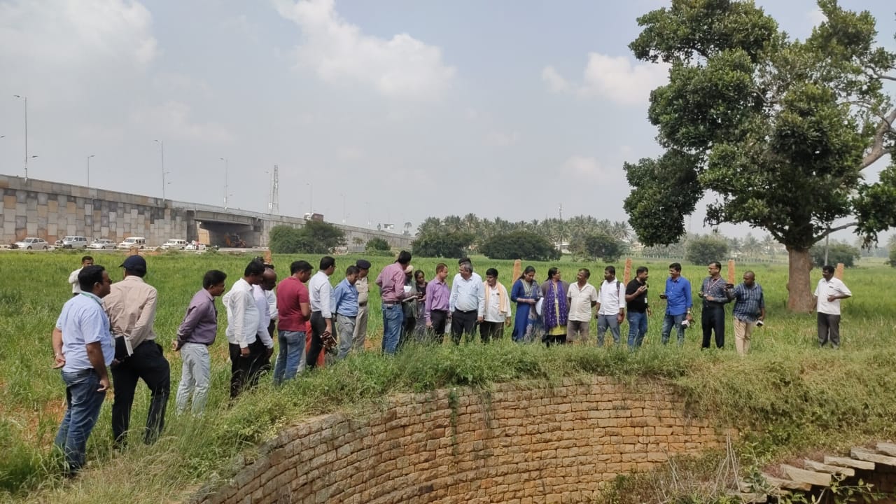 ಕೇಂದ್ರದ ತಂಡದಿಂದ ಬರ ಅಧ್ಯಯನ : ಅಧಿಕಾರಿಗಳಿಂದ ಮಾಹಿತಿ 