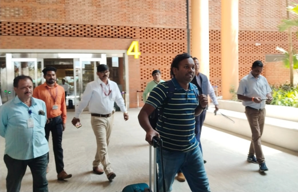 ತಾಯ್ನಾಡಿಗೆ ಬಂದ ಮೊದಲ ಕನ್ನಡಿಗ