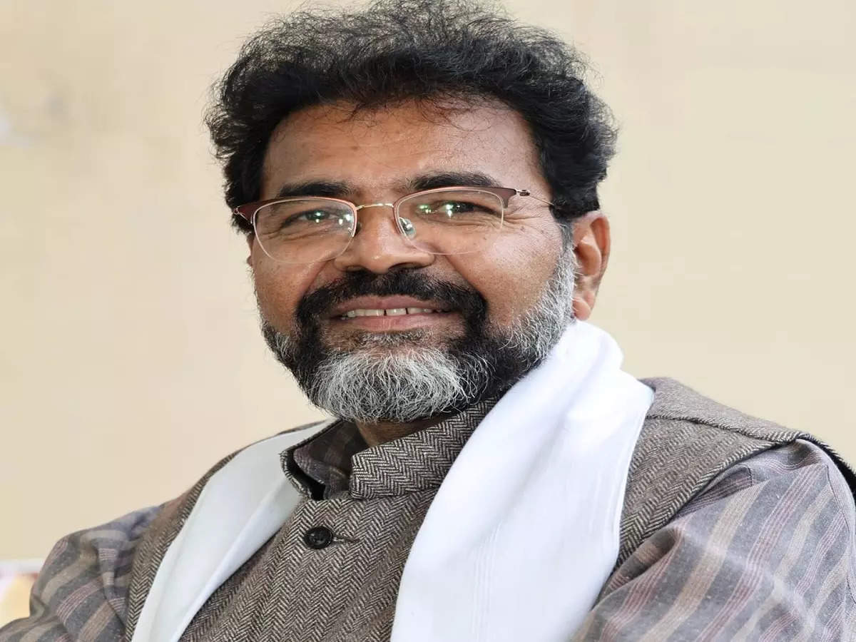 ಡಿ.ಕೆ.ಶಿವಕುಮಾರ್ ರಾಜೀನಾಮೆ ಪಡೆಯಲು  ಛಲವಾದಿ ನಾರಾಯಣಸ್ವಾಮಿ ಆಗ್ರಹ
