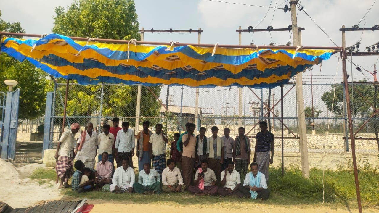 ಸಮರ್ಪಕ ವಿದ್ಯುತ್‌ಗಾಗಿ ಬೆಸ್ಕಾಂ ಎದುರು ಪ್ರತಿಭಟನೆ 