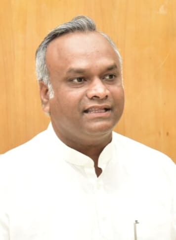 ಆರ್ ಡಿ ಪಾಟೀಲ್ ಬಂಧನಕ್ಕೆ ಕ್ರಮ ಕೈಗೊಳ್ಳಲಾಗಿದೆ- ಸಚಿವ ಪ್ರಿಯಾಂಕ್ ಖರ್ಗೆ
