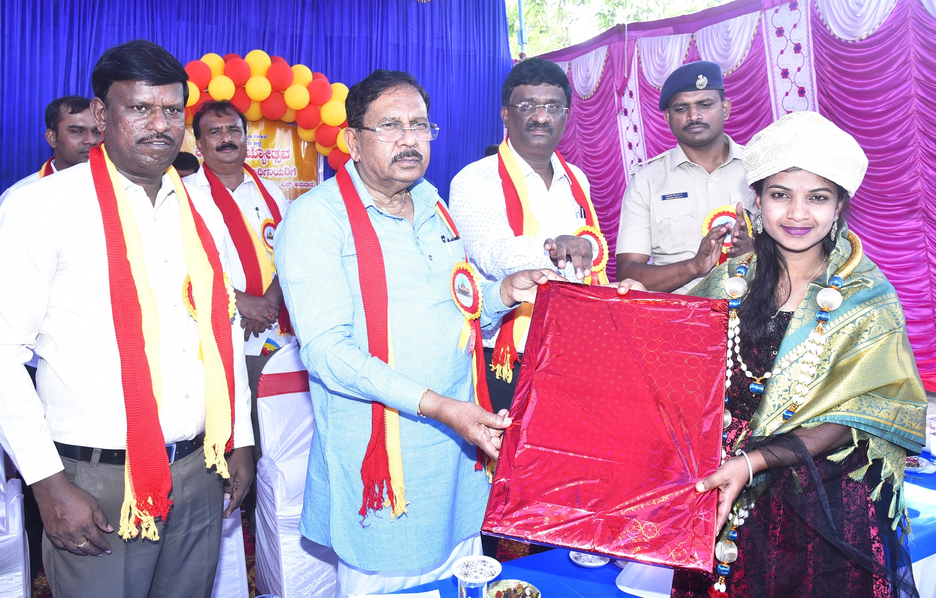 ವಿದ್ಯಾರ್ಥಿಗಳು ಸರ್ಕಾರದ ಸೌಲಭ್ಯಗಳನ್ನು ಸದುಪಯೋಗ ಪಡಿಸಿಕೊಳ್ಳಿ : ಜಿ. ಪರಮೇಶ್ವರ್ ಕರೆ