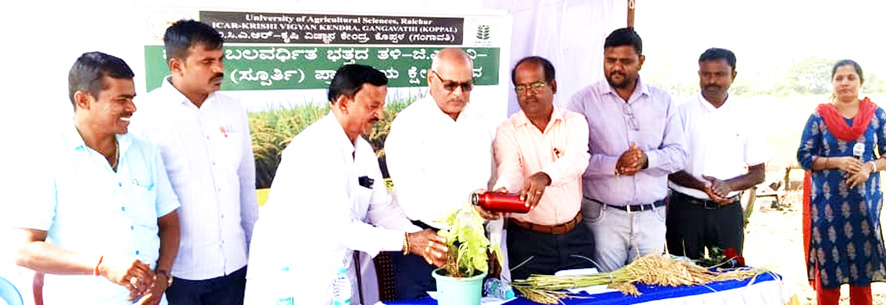ರೈತರು ನೂತನ ಕೃಷಿ ಆವಿಷ್ಕಾರಗಳನ್ನು ಅಳವಡಿಸಿಕೊಳ್ಳಬೇಕು - ಡಾ.ಎ.ಅಮರೇಗೌಡ