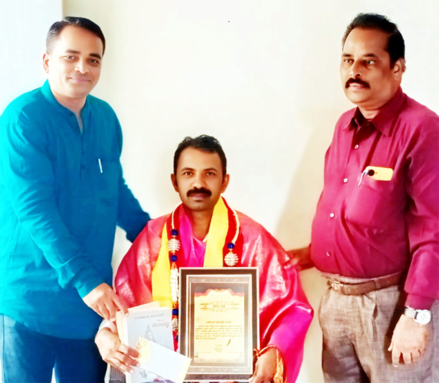 ಮಹಾದೇವಗೆ ಎಡೆದೊರೆ ಹೊತ್ತಿಗೆ ಹಿರಿಮೆ ಪ್ರಶಸ್ತಿ ಪ್ರದಾನ