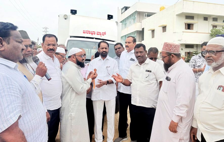 ಮೃತ ದೇಹ ಸಾಗಣೆ ವಾಹನ,ರೆಫ್ರಿಿಜರೇಟರ್‌ಗಳ ಹಸ್ತಾಾಂತರ 20 ಲಕ್ಷ ವೆಚ್ಚದಲ್ಲಿ ಜನರಿಗೆ ಅನುಕೂಲ ಆಗಲಿದೆ - ವಸಂತ