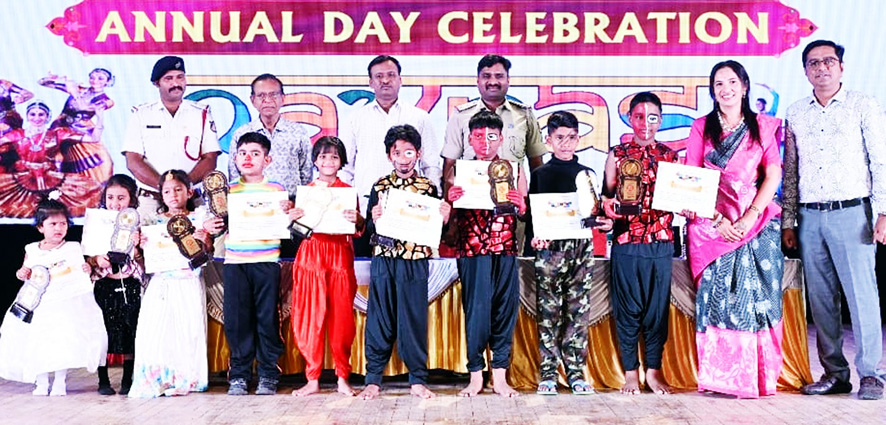 ಕೇವಲ ಶಿಕ್ಷಣ ನೀಡದೆ ಸಂಸ್ಕಾಾರ ಕಲಿಸಿ - ರಾವುತರಾವ್