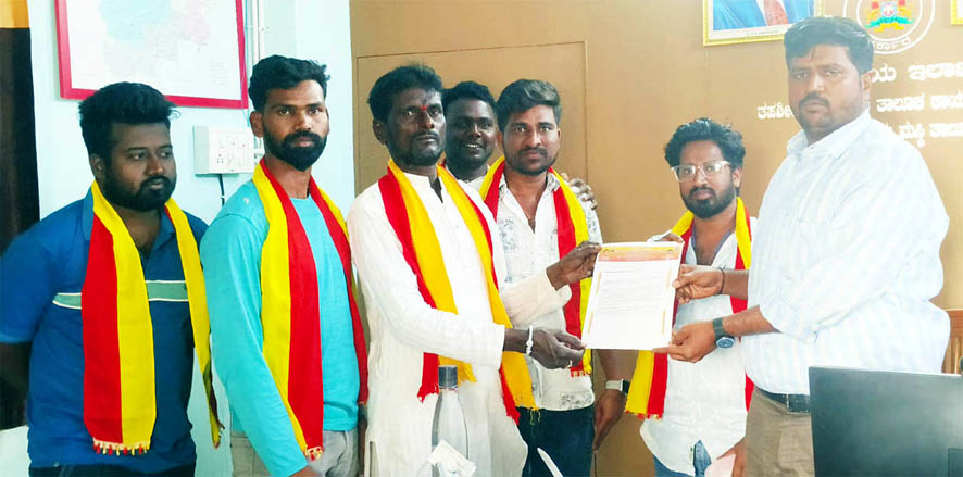 ರೈತರಿಗೆ ಉಳುಮೆ ಚೀಟಿ ನೀಡಲು ಒತ್ತಾಯ