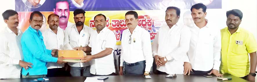 ಪತ್ರಕರ್ತರ ವೃತ್ತಿಯಲ್ಲಿ ಪ್ರಾಮಾಣಿಕತೆ ಮುಖ್ಯ : ಶಿವರಾಜ ಕೆಂಬಾವಿ