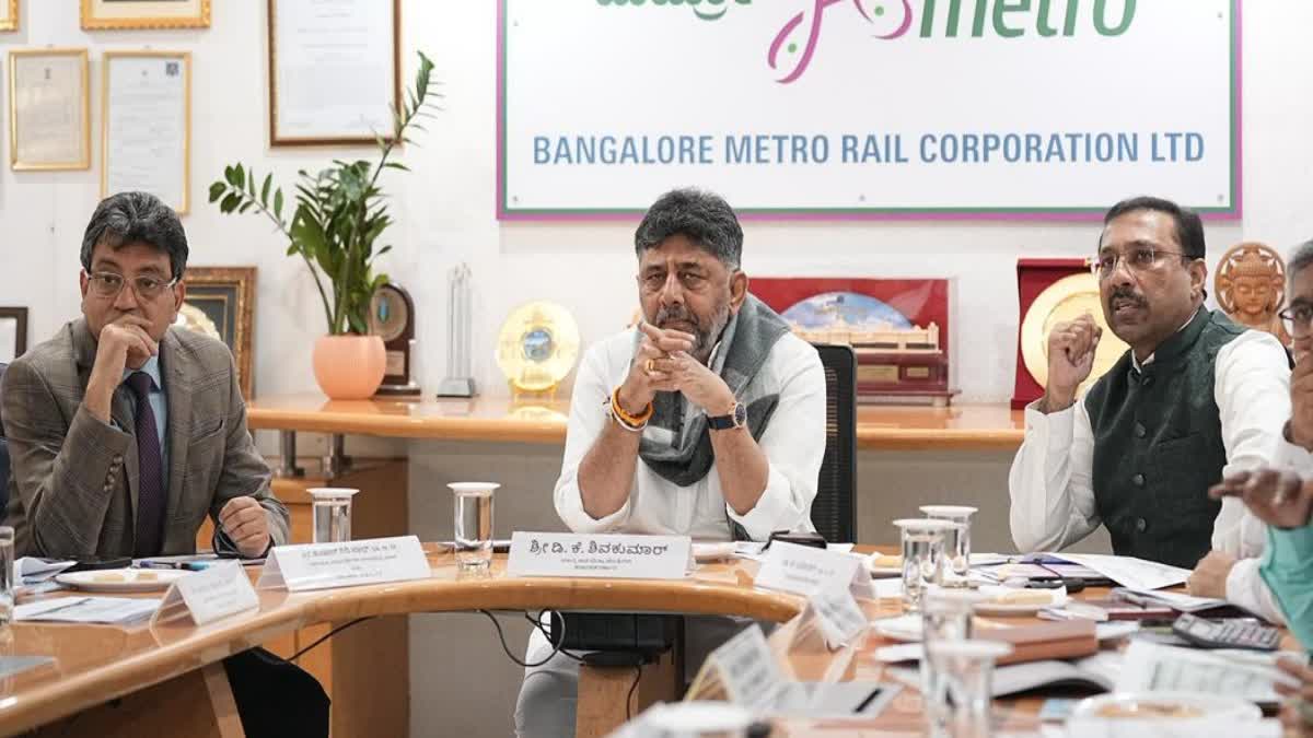 ಮೆಟ್ರೋೋ ಕಾಮಗಾರಿಗಳ ಪರಿಶೀಲನಾ ಸಭೆ ನಡೆಸಿದ ಸಚಿವರು ಮೆಟ್ರೋೋ 3 ನೇ ಹಂತದ ಕಾಮಗಾರಿಗೆ ಶೀಘ್ರದಲ್ಲೇ ಟೆಂಡರ್ :ಡಿಸಿಎಂ ಡಿಕೆಶಿ