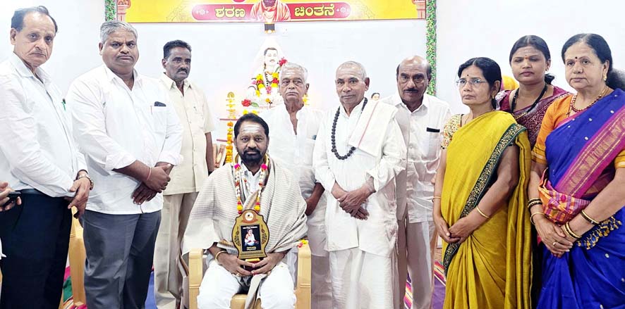 ಬಸವಣ್ಣ ಜಗತ್ತಿಗೆ ಗುರುವಾಗಿದ್ದಾರೆ - ವಸಂತಕುಮಾರ