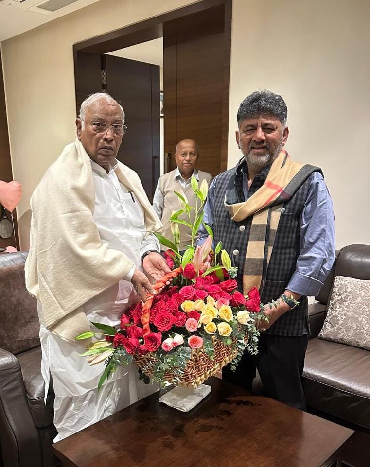 ಮಾತಿನ ಬಾಣ ಮುಂದುವರಿಸಿದ ಉಪಮುಖ್ಯಮಂತ್ರಿಿ ಡಿ.ಕೆ. ಶಿವಕುಮಾರ್ ‘ನಾನು ಬರೀ ವೇದಿಕೆಯಲ್ಲಿ ಕುಳಿತು ಭಾಷಣ ಮಾಡಿಲ್ಲ’