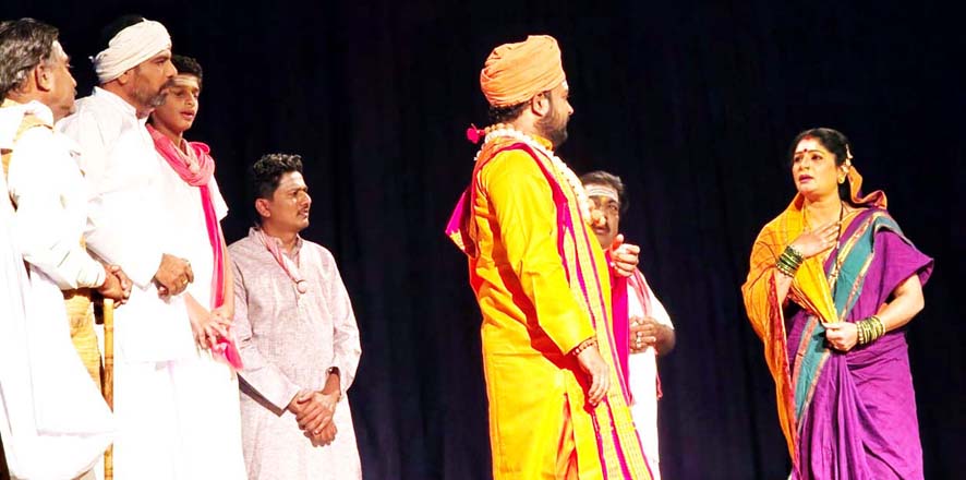 ಗುರು - ಶಿಷ್ಯರ ಸಂಬಂಧವೇ ಕರ್ಪೂರದ ಬೆಳಗು : ಯಶಸ್ವಿ ಪ್ರದರ್ಶನ