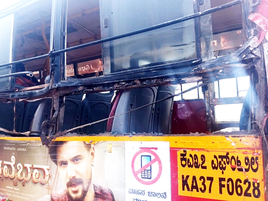 ಟಿಪ್ಪರ್‌ಗಳ ದಾಂಗುಡಿ; ಒಂದೇ ದಿನ ಎರಡು ಕಡೆ ಅಪಘಾತ