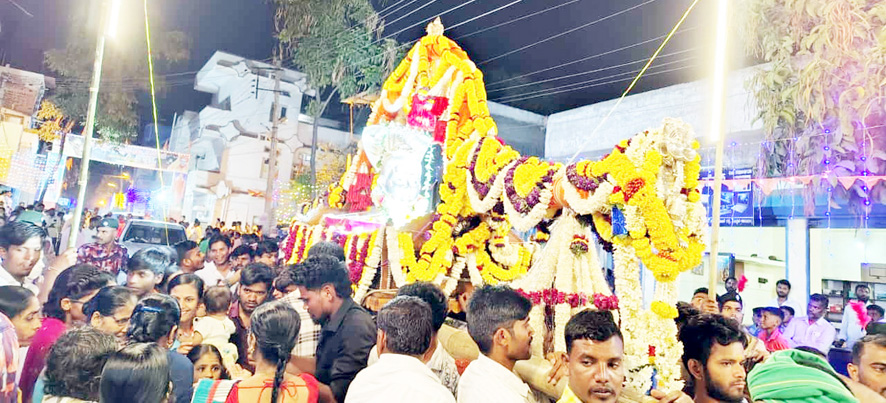 ಗವಿಮಠ ಜಾತ್ರೆಗೆ ಹೋಗೋಣು ಬಾರಾ...