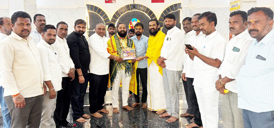 ಅರಳಿಬೆಂಚಿ ಸರ್ಕಾರಿ ಶಾಲೆಗೆ ಜಾಗ ಮಂಜೂರು, ಮಲ್ಲಿಕಾರ್ಜುನ ಗೌಡಗೆ ಸನ್ಮಾನ