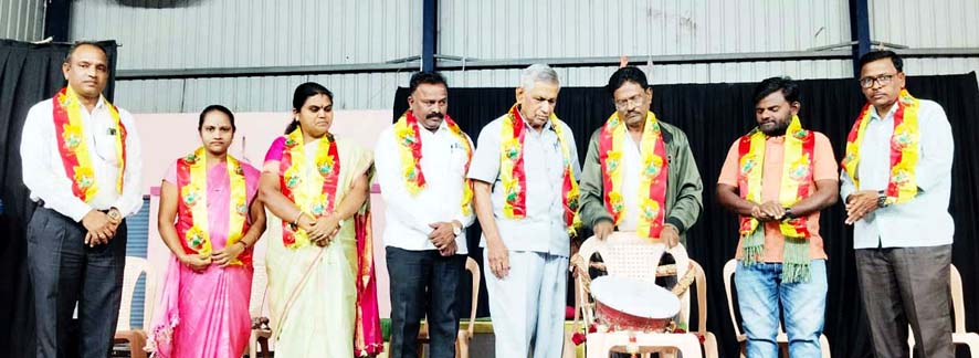 ಕೊಡಲ್ಲ ಅಂದ್ರ ಕೊಡಲ್ಲ ನಾಟಕ ಪ್ರದರ್ಶನ