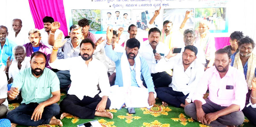 ಕೋನಾಪುರಪೇಟೆ ಏರಿಯಾ, ಅಂಬೇಡ್ಕರ್ ನಗರ ಅಭಿವೃದ್ಧಿಗಾಗಿ ಒತ್ತಾಯಿಸಿ ಉಪವಾಸ ಧರಣಿ