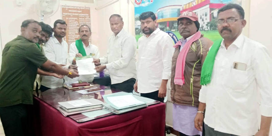 ರೈತ ಸಂಘದಿಂದ ಮನವಿ ಯರ್ರಗುಂಟಾ, ಮಾಮಿಡದೊಡ್ಡಿ, ಕೊರ್ತಕುಂದಾಕ್ಕೆ ಬಸ್ ಓಡಿಸಲು ಒತ್ತಾಯ