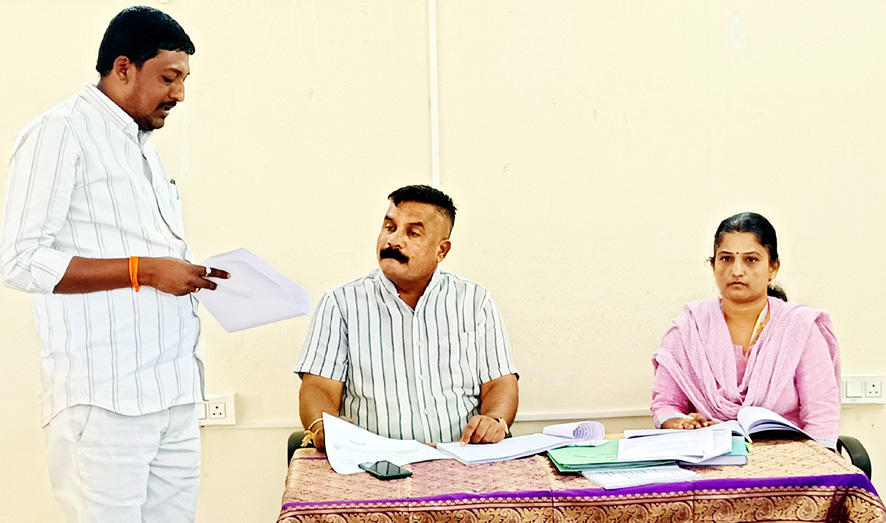 ಸಿರವಾರ: ಸಮಾಜ ಕಲ್ಯಾಣ ಇಲಾಖೆ ಸಭೆ ಎಸ್‌ಸಿ, ಎಸ್‌ಟಿ ಜನಾಂಗದ ಅಭಿವೃದ್ಧಿ ಯೋಜನೆಯ ಚರ್ಚೆ