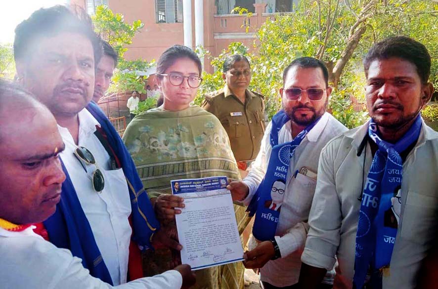 ಅನಿರ್ದಿಷ್ಠಾವಧಿ ಧರಣಿ : ಅಲೆಮಾರಿ-ಅರೆ ಅಲೆಮಾರಿ ಜನಾಂಗದವರಿಗೆ ಹಕ್ಕು ಪತ್ರ ನೀಡಿ