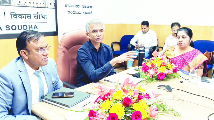 ಮನೆಯಲ್ಲೇ ಕುಳಿತು ಖಾತೆ ಬದಲಾವಣೆ