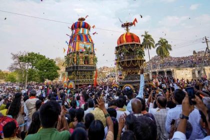 ಹಂಪಿ ಅದ್ದೂರಿಯಾಗಿ ಜರುಗಿದ ವಿರುಪಾಕ್ಷೇಶ್ವರ ರಥೋತ್ಸವ