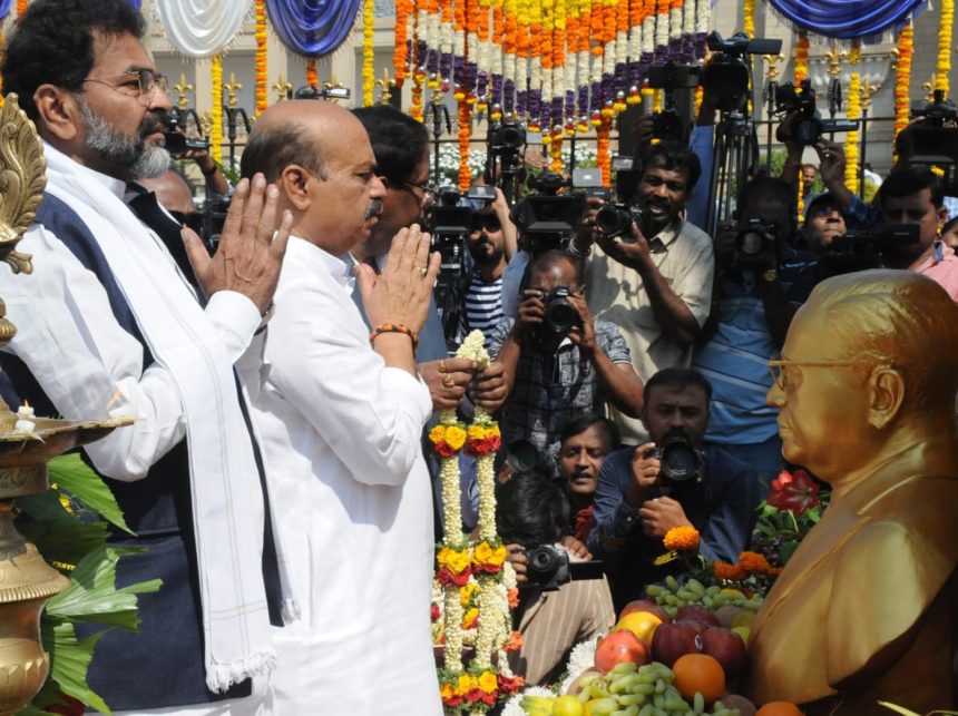 ಡಾ. ಬಿ.ಆರ್ ಅಂಬೇಡ್ಕರ್ ಜನ್ಮ ಜಯಂತಿ ಆಚರಿಸಿದ: ಬೊಮ್ಮಾಯಿ