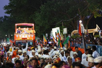 ಜನವೋ ಜನ… ದಸರಾ ಮಾದರಿಯಲ್ಲಿ ಸ್ವಾಗತ  ರಾಜರ ನಾಡು ಮೈಸೂರಿನಲ್ಲಿ ಮೋದಿ ಭರ್ಜರಿ ರೋಡ್‌ ಶೋ