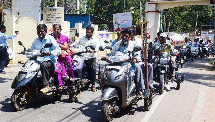 ವಿಶೇಷಚೇತನರು ಸುಲಲಿತವಾಗಿ ಮತದಾನ ಮಾಡಲು ವಾಹನ ವ್ಯವಸ್ಥೆ: ಜಿಲ್ಲಾಧಿಕಾರಿ