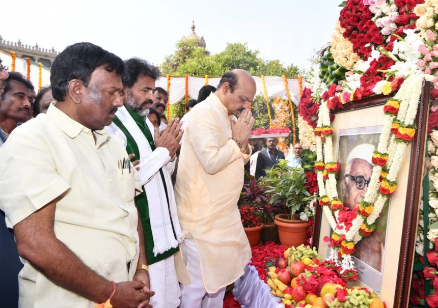 ಚಿತ್ರ ಶೀರ್ಷಿಕೆ