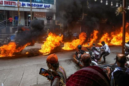 ಕರಗದ ಸಂಭ್ರಮ ಮಧ್ಯೆ ಬೆಂಕಿ ಅನಾಹುತ