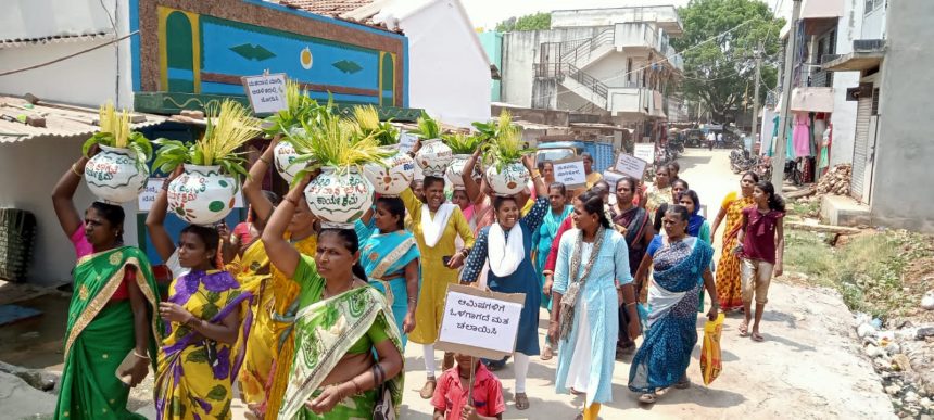 ತುಮಕೂರು: ಕಡ್ಡಾಯ ಮತದಾನಕ್ಕಾಗಿ ಸಾಂಪ್ರದಾಯಿಕ ನಡಿಗೆ