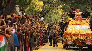 ಮೋದಿ ರೋಡ್‌ ಶೋ ಮಾಡಿದ ರಸ್ತೆ ಸ್ವಚ್ಚತೆ- ಬಿಜೆಪಿ ಟೀಕೆ