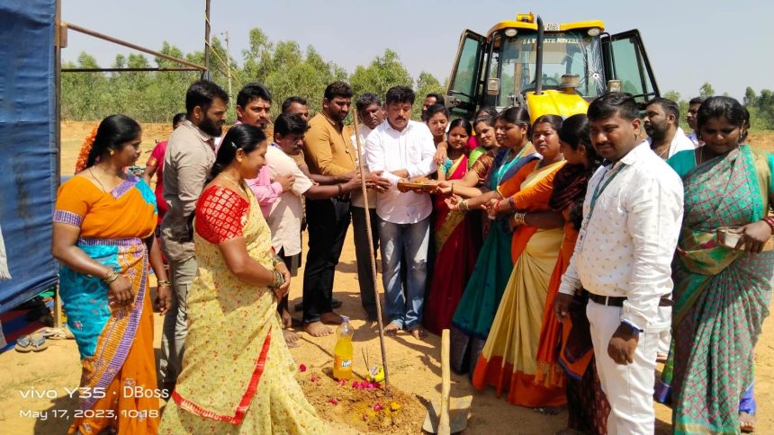 ಕೆರೆಗಳ ಅಭಿವೃದ್ದಿಯಿಂದ ರೈತರ ಬದುಕು ಹಸನು: ಉಮಾರಬ್ಬ