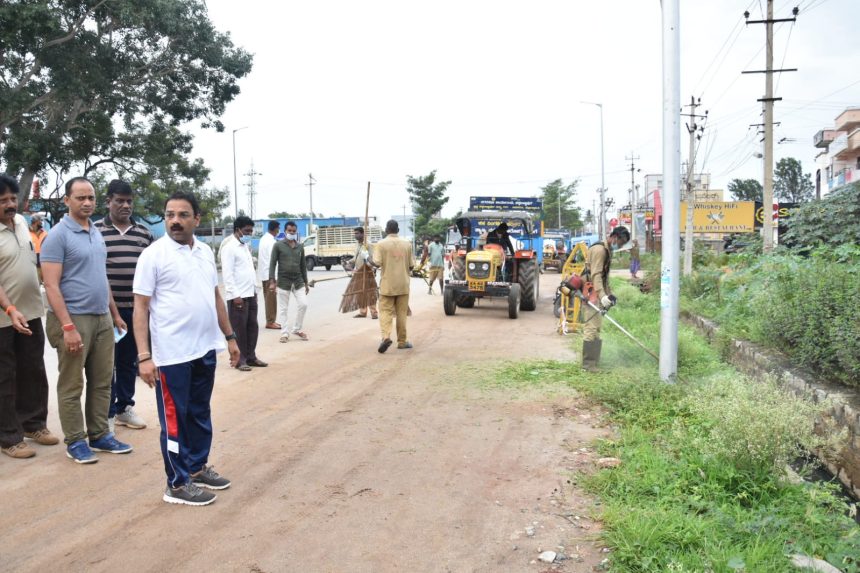 ಗ್ರೀನ್ ಅಂಡ್ ಕ್ಲೀನ್ ಅಭಿಯಾನಕ್ಕೆ ಚಿಕ್ಕಬಳ್ಳಾಪುರ ಜಿಲ್ಲಾಧಿಕಾರಿ ಚಾಲನೆ