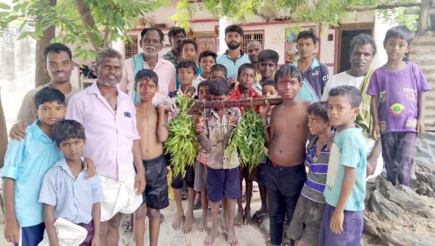 ಕಪ್ಪೆಗಳಿಗೆ ಮದುವೆ ..! , ಮಳೆಗಾಗಿ ಮಕ್ಕಳಿಂದ ವಿಶೇಷ ಪ್ರಾರ್ಥನೆ