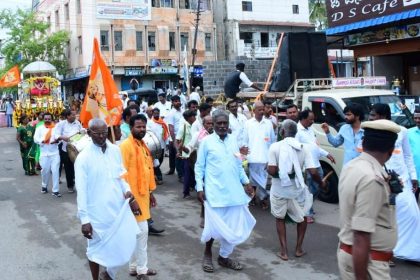 ಕಲ್ಯಾಣ ಕ್ರಾಂತಿಗೆ ಶ್ರಮೀಸಿದ ಪ್ರಮುಖರು ಹಡಪದ ಅಪ್ಪಣ್ಣ