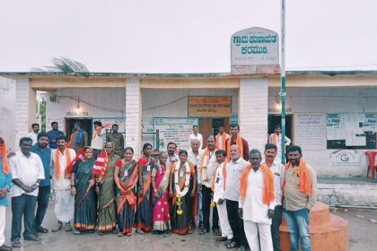 ಕರಮುಡಿ ಗ್ರಾಮ ಪಂಚಾಯತ್; ಅಧ್ಯಕ್ಷ ಕಲ್ಲಿನಾಥ ಲಿಂಗಣ್ಣವರ್ ‌ ಉಪಾಧ್ಯಕ್ಷ ಲಕ್ಷ್ಮವ್ವ ಲಮಾಣಿ ಆಯ್ಕೆ