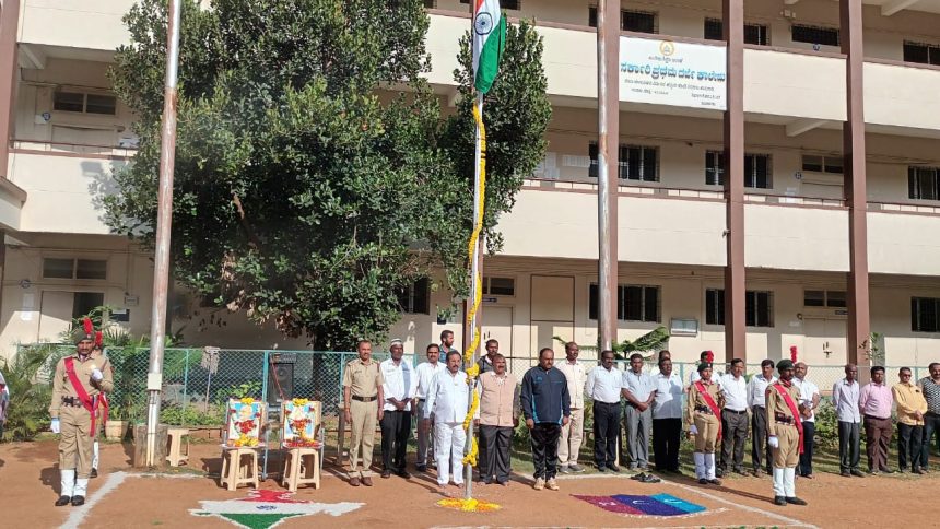 ಮಹನೀಯರ ಬದುಕು ಯುವ ಪೀಳಿಗೆಯ ಭವಿಷ್ಯಕ್ಕೆ ದಾರಿದೀಪ : ಕೆ. ಷಡಕ್ಷರಿ