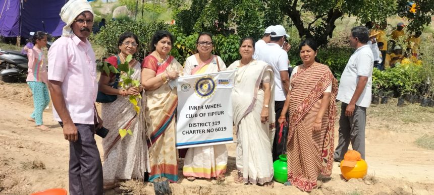 ತಾಲೂಕಿನ ವಿವಿದೆಡೆ ಸಸಿ ನೆಡುವ ಕಾರ್ಯಕ್ರಮ