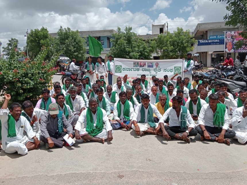 ಕೊಪ್ಪಳ ಬರ ಪೀಡಿತ ಜಿಲ್ಲೆ ಎಂದು ಘೋಷಿಸಲು ಆಗ್ರಹ