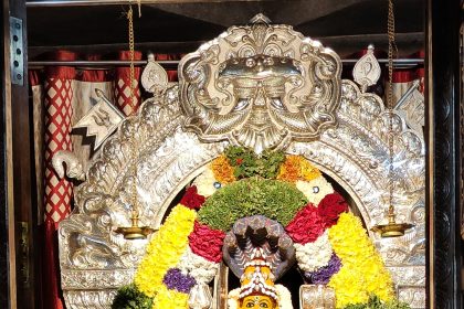 ದೇವನಹಳ್ಳಿ: ಶ್ರೀಚೌಡೇಶ್ವರಿ ದೇವಾಲಯದಲ್ಲಿ ಹಲಗು ಸೇವೆ