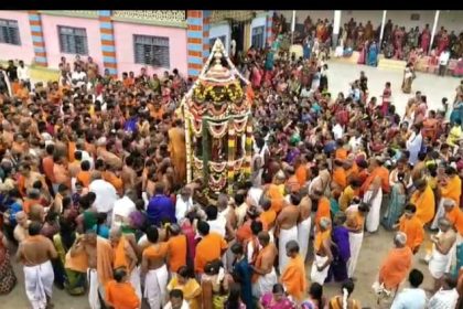 ಅದ್ದೂರಿಯಾಗಿ ನಡೆದ ರಾಯರ ತೇರು