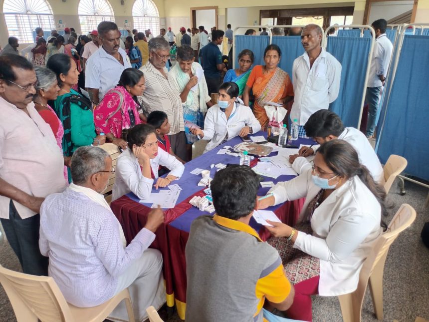 ತಿಪಟೂರಿನಲ್ಲಿ ಆರೋಗ್ಯ ತಪಾಸಣಾ ಶಿಬಿರ