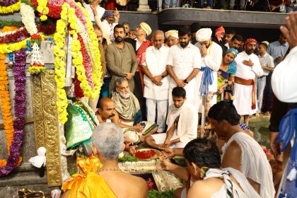 ಕಾವೇರಿ ತೀರ್ಥೋದ್ಭವಕ್ಕೆ ಸಾಕ್ಷಿಯಾದ ಸಾವಿರಾರು ಜನ