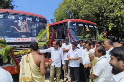 ಸರ್ಕಾರಿ ಬಸ್ಸುಗೆ ಚಾಲನೆ ಕೊಟ್ಟ ಶಾಸಕ ಸುಬ್ಬಾರೆಡ್ಡಿ